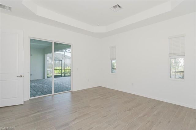 5444 FANCOURT LINKS WAY, Ave Maria, FL 34142