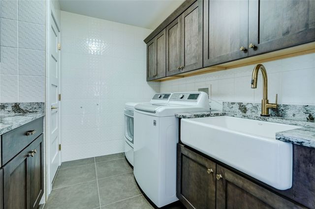 65 Pendleton Hill Drive, Brighton, NY 14618