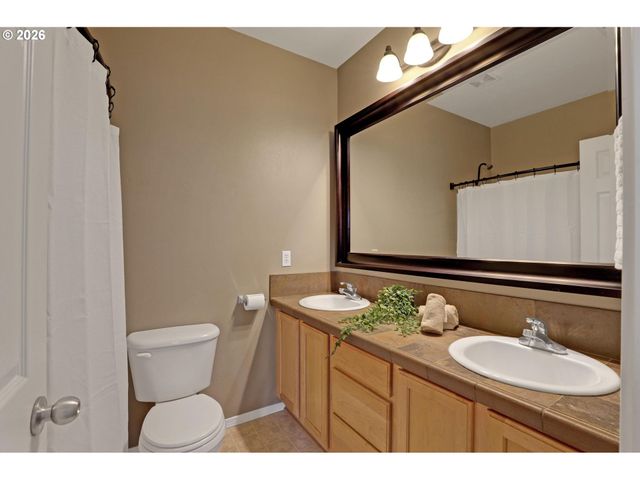 21862 Sw VINTNER Ln, Sherwood, OR 97140