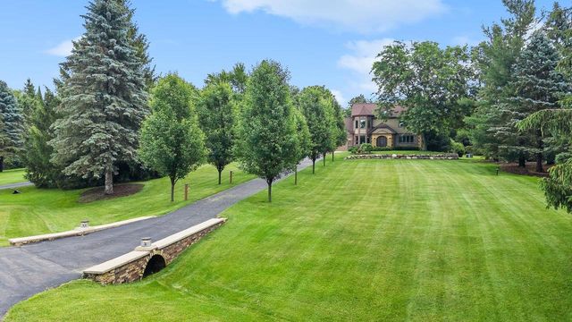 4800 Westman Court, Middleton, WI 53562