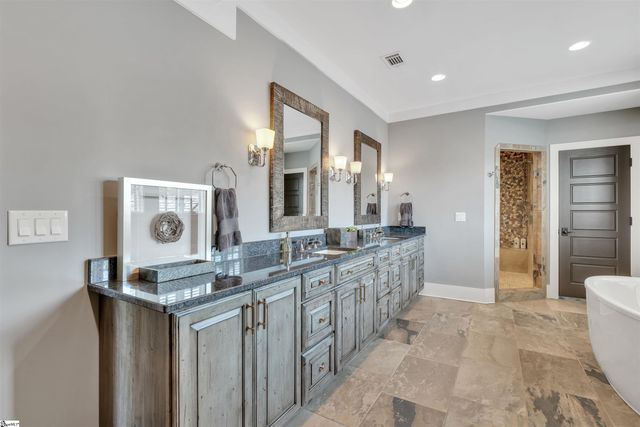 155 Village Point Drive, Sunset, SC 29685