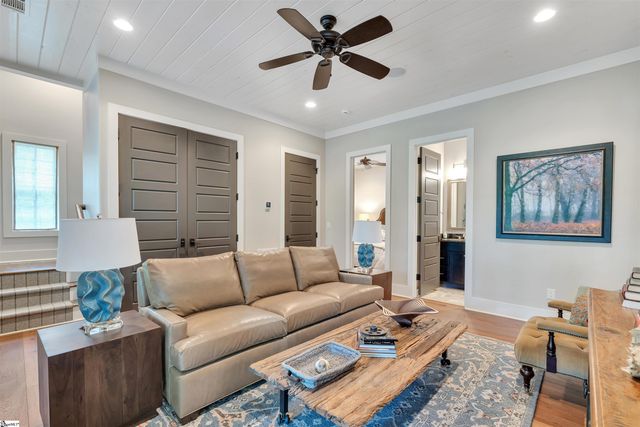 155 Village Point Drive, Sunset, SC 29685