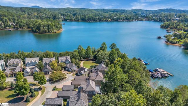 155 Village Point Drive, Sunset, SC 29685