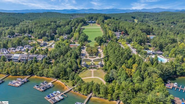 155 Village Point Drive, Sunset, SC 29685