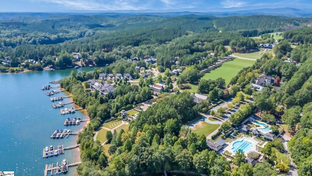 155 Village Point Drive, Sunset, SC 29685