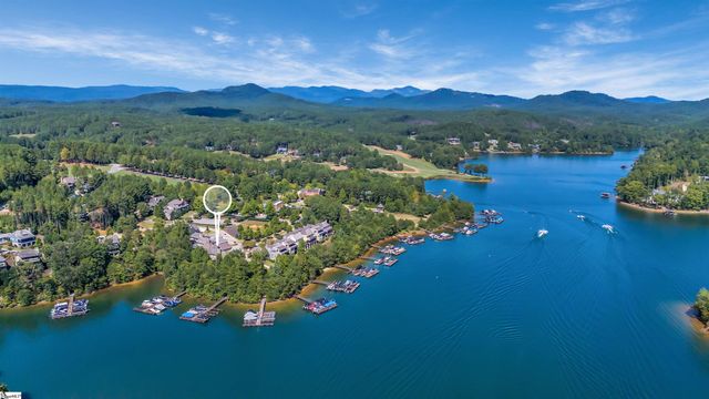 155 Village Point Drive, Sunset, SC 29685