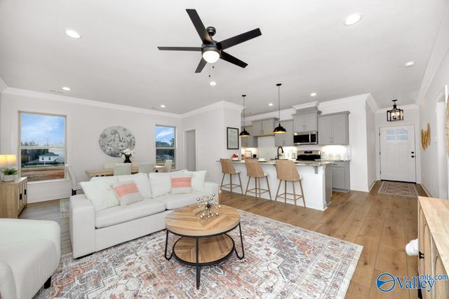 15640 Bees Street NW, Harvest, AL 35749