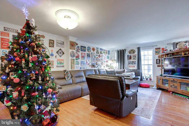 4594 BARRINGER PL, Fairfax, VA 22030