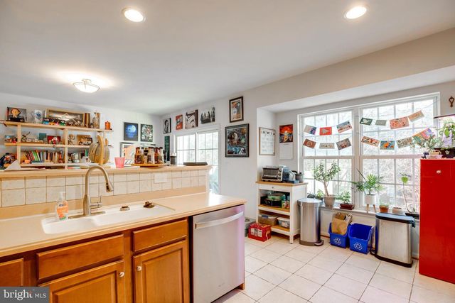 4594 BARRINGER PL, Fairfax, VA 22030