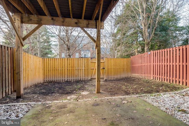 4594 BARRINGER PL, Fairfax, VA 22030