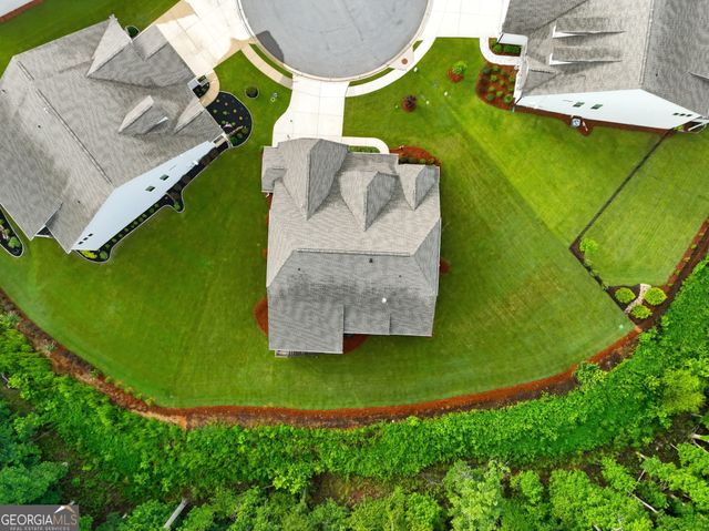 386 Kentucky Court, Hoschton, GA 30548