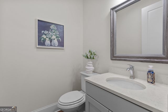 386 Kentucky Court, Hoschton, GA 30548