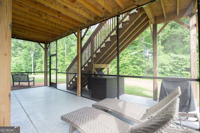 386 Kentucky Court, Hoschton, GA 30548