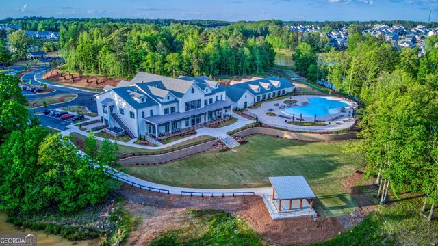 386 Kentucky Court, Hoschton, GA 30548