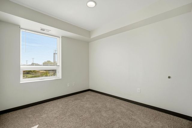 2318 Jefferson St NE 265, Minneapolis, MN 55418