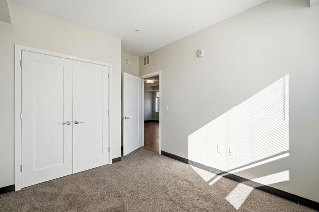2318 Jefferson St NE 265, Minneapolis, MN 55418