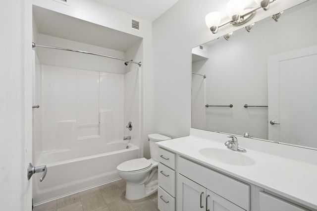 2318 Jefferson St NE 265, Minneapolis, MN 55418