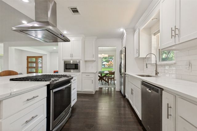2 Vista Cliff Place, Richardson, TX 75080