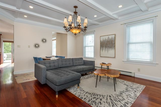 34 Avon Way, Quincy, MA 02169