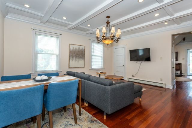 34 Avon Way, Quincy, MA 02169