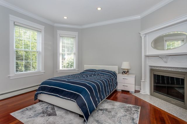 34 Avon Way, Quincy, MA 02169