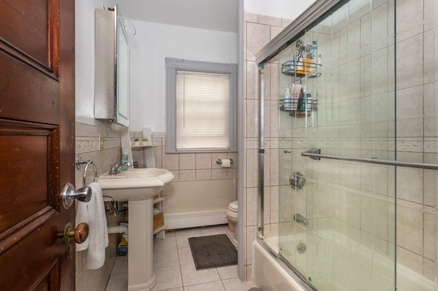 34 Avon Way, Quincy, MA 02169