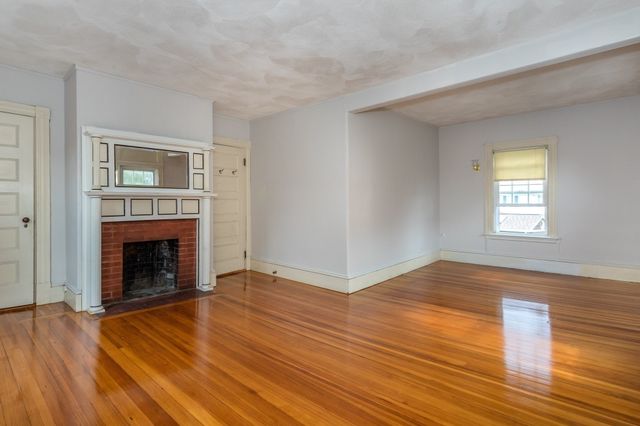 34 Avon Way, Quincy, MA 02169