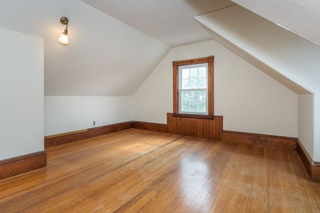 34 Avon Way, Quincy, MA 02169