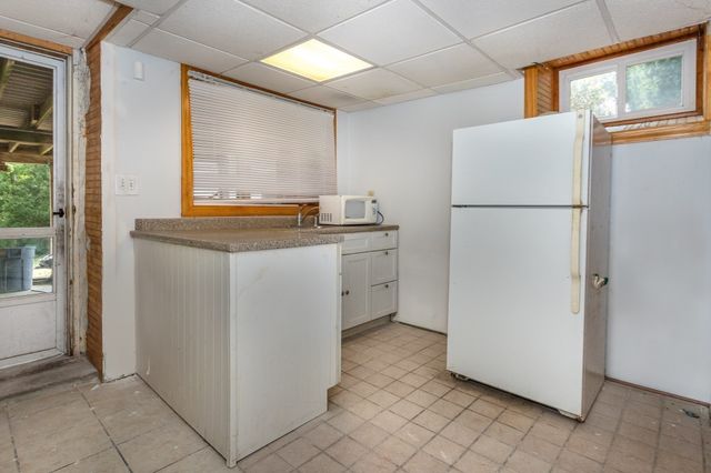 34 Avon Way, Quincy, MA 02169