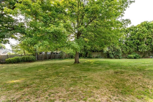 34 Avon Way, Quincy, MA 02169