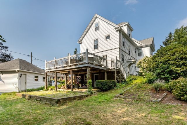 34 Avon Way, Quincy, MA 02169