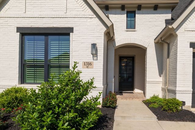 1316 Redbrick Lane, Northlake, TX 76247