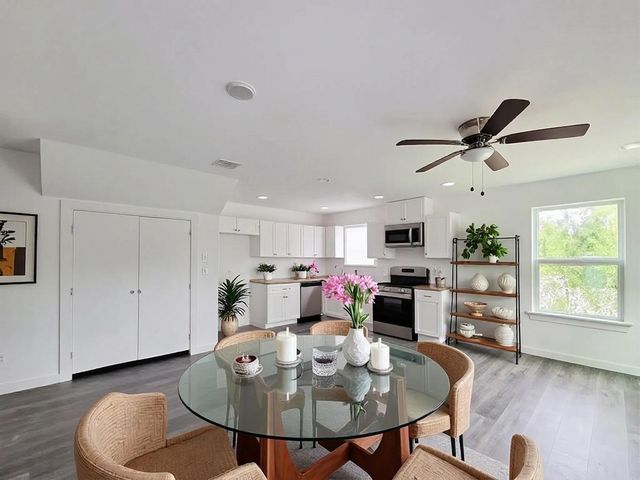 8122 Sterlingshire Street A, Houston, TX 77078