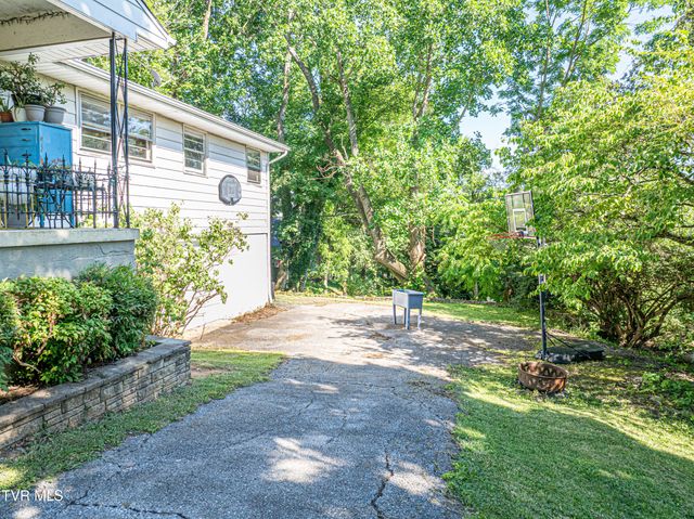 800 Prospect Avenue, Bristol, VA 24201