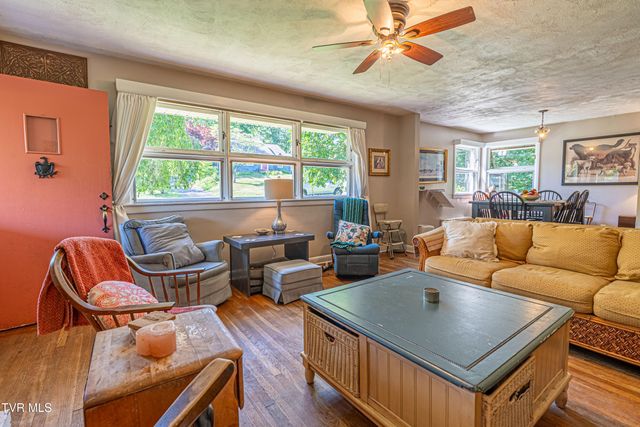 800 Prospect Avenue, Bristol, VA 24201