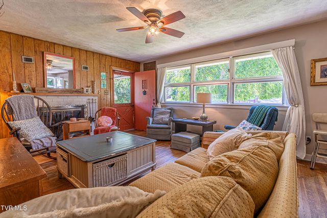 800 Prospect Avenue, Bristol, VA 24201