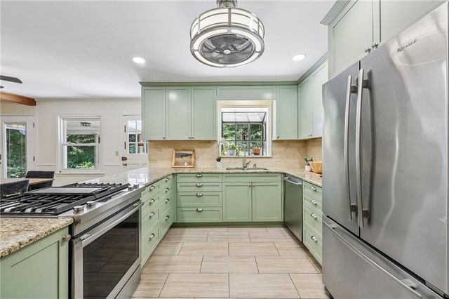 1067 Hess Drive, Avondale Estates, GA 30002