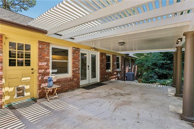 1067 Hess Drive, Avondale Estates, GA 30002