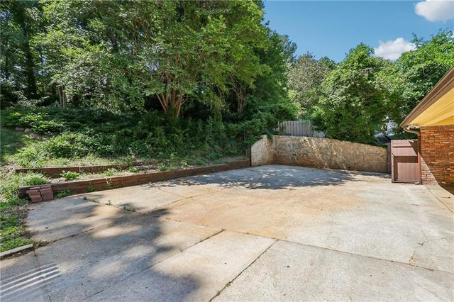 1067 Hess Drive, Avondale Estates, GA 30002