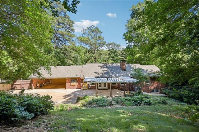 1067 Hess Drive, Avondale Estates, GA 30002