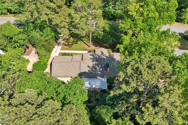 1067 Hess Drive, Avondale Estates, GA 30002
