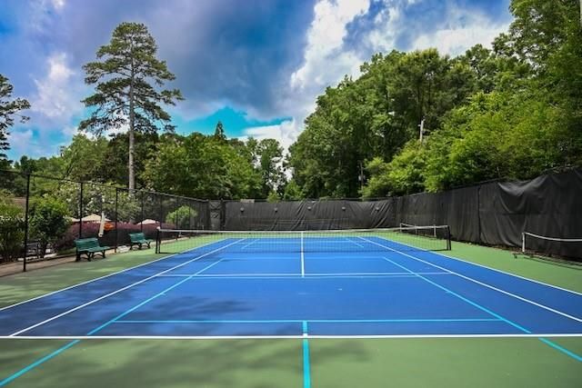 1067 Hess Drive, Avondale Estates, GA 30002