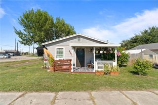 2562 1st St, Ingleside, TX 78362