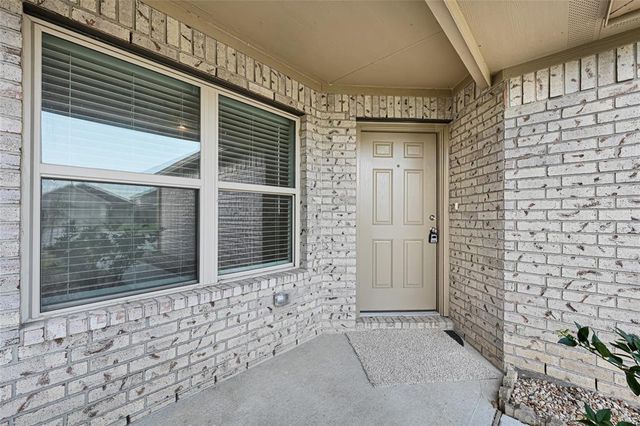 4118 Saw Mill Peak Lane, Baytown, TX 77521