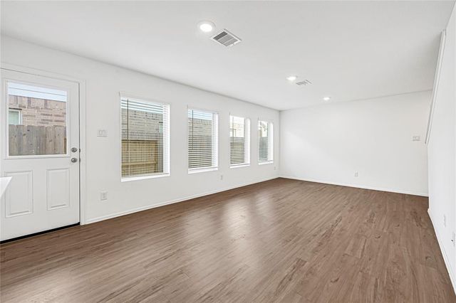 4118 Saw Mill Peak Lane, Baytown, TX 77521