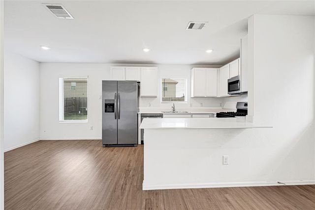 4118 Saw Mill Peak Lane, Baytown, TX 77521