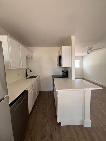 4712 Depew Ave 106, Austin, TX 78751