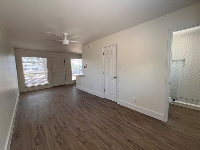 4712 Depew Ave 106, Austin, TX 78751