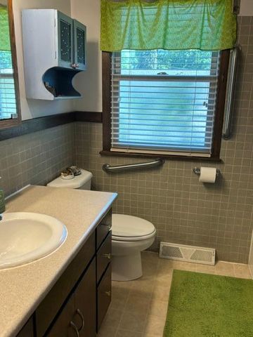 706 Roosevelt Street, River Falls, WI 54022