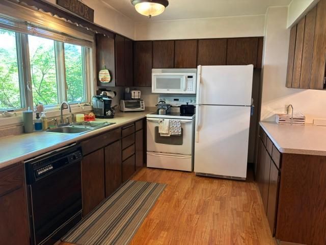 706 Roosevelt Street, River Falls, WI 54022